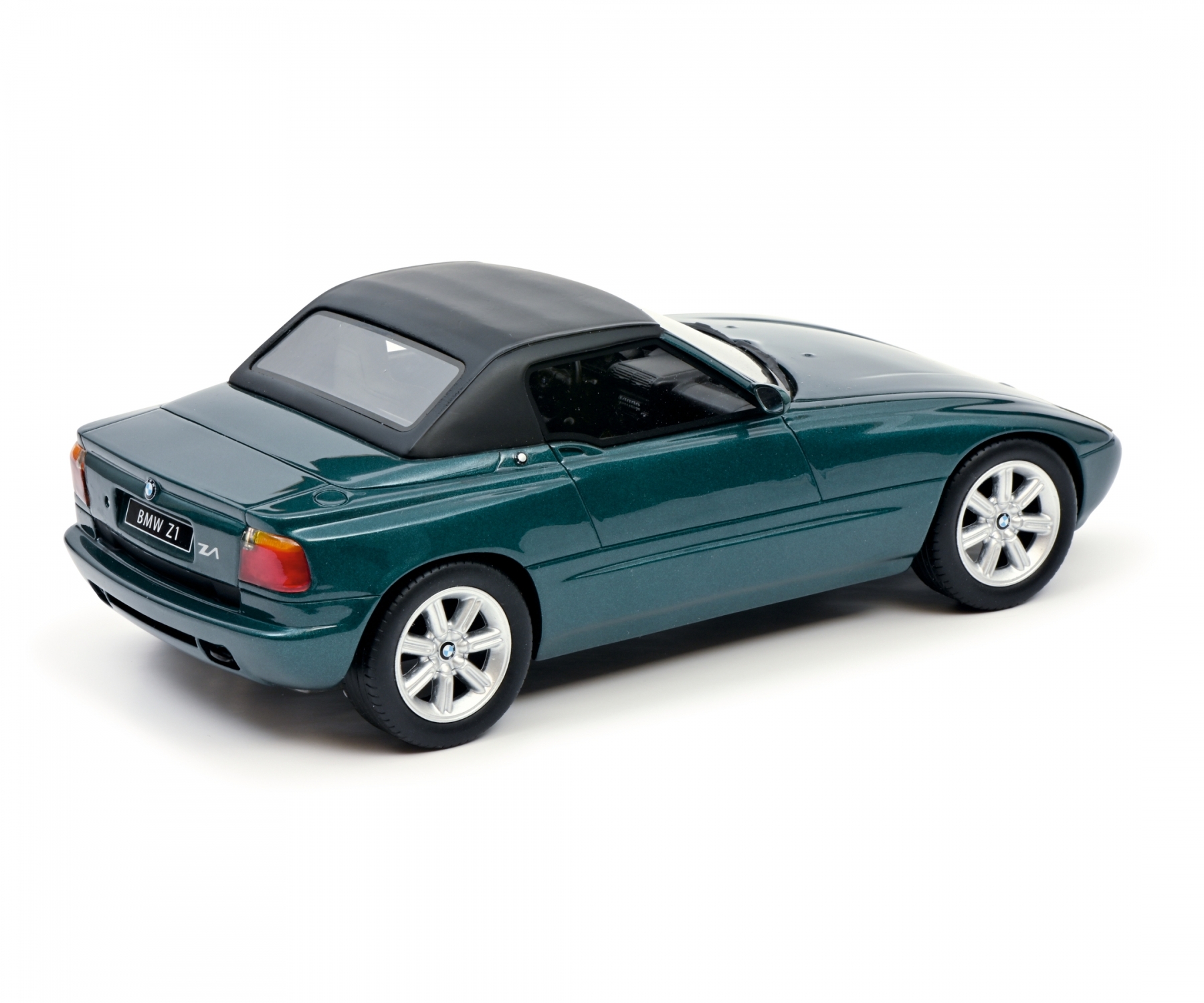 schuco-450026500-5-BMW-Z1-Roadster-urgrün-gelb-Klassiker-aus-München