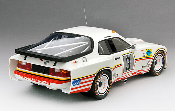 truescale-TSM141825R-2-Porsche-924-Carrera-GT-24h-Le-Mans-1980-Porsche-System-Derek-Bell-Al-Holbert-3