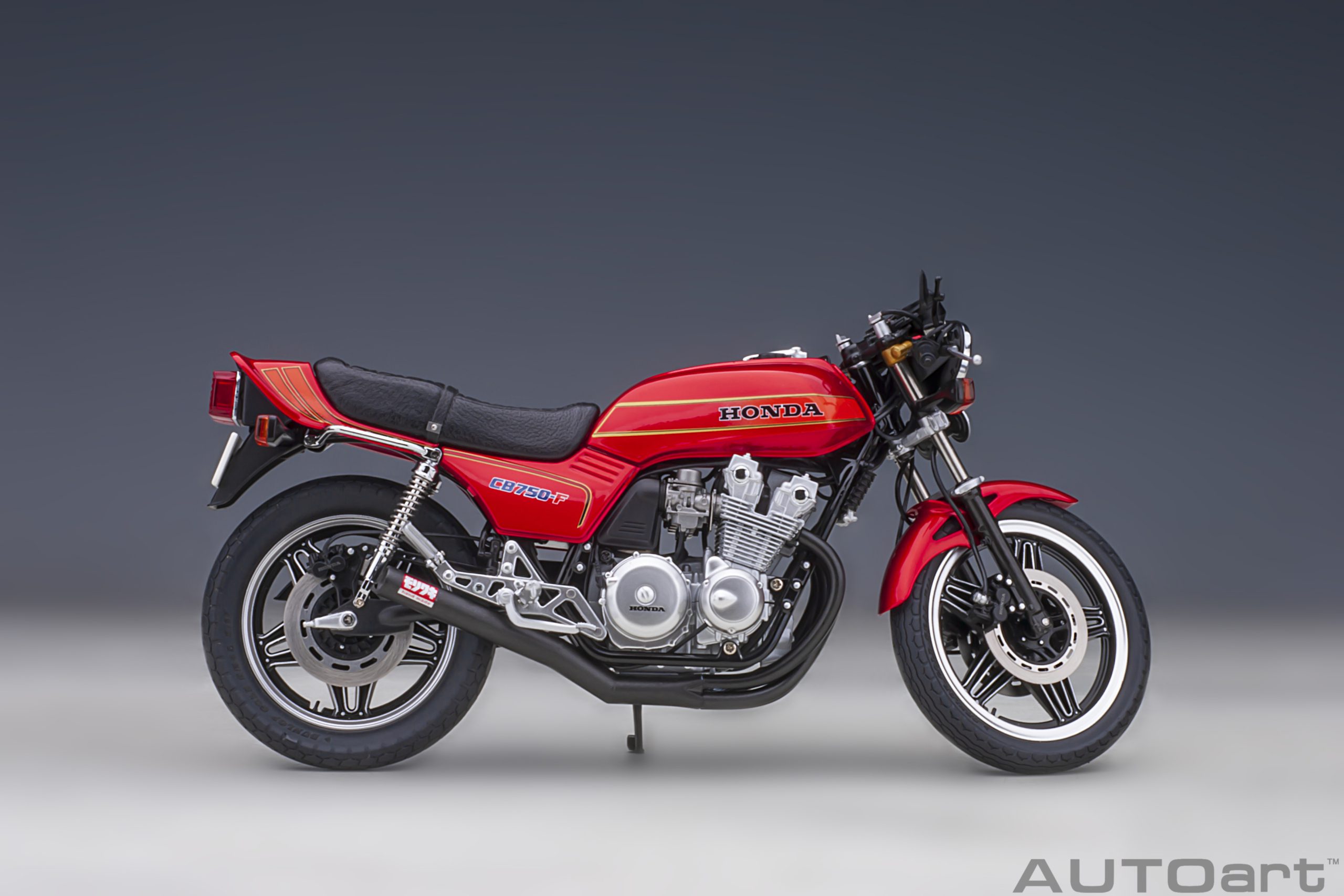 autoart-12561-4-Honda-CB750F-Baribari-Legend-rot-metallic