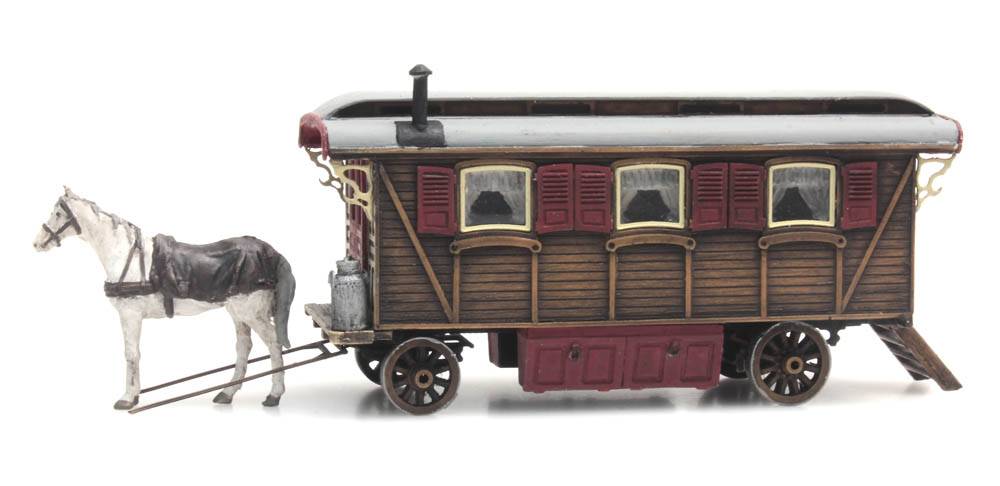 artitec-387368-1-Holzwohnwagen-Zirkus-Kirmes-Pferd