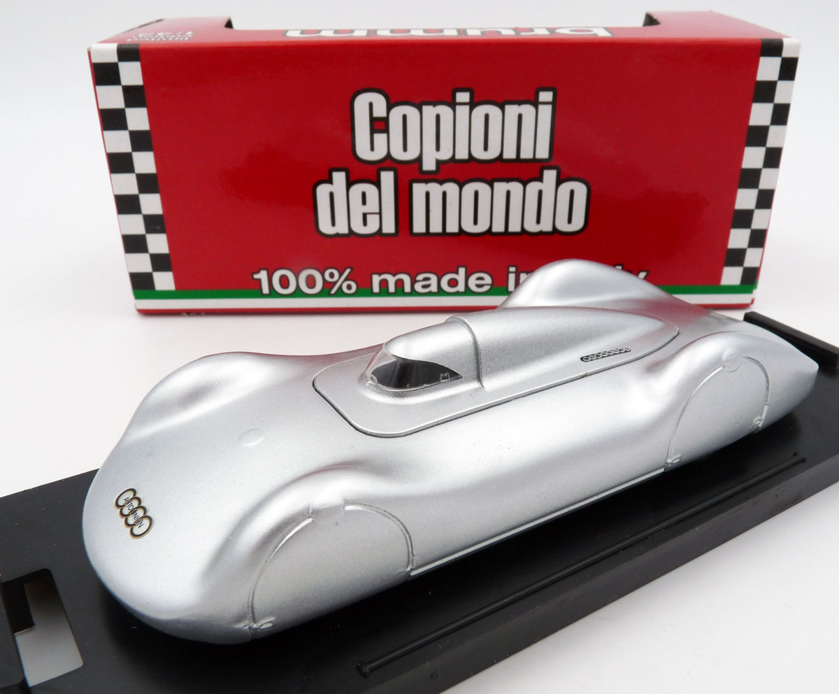 brumm-R352B-1-Auto-Union-Typ-C-Stromlinie-Hochgeschwindigkeits-Weltrekord-Testfahrten-1937-Bernd-Rosemeyer-Frontansicht brumm-R352B-1-Auto-Union-Typ-C-Stromlinie-Hochgeschwindigkeits-Weltrekord-Testfahrten-1937-Bernd-Rosemeyer-Frontansicht
