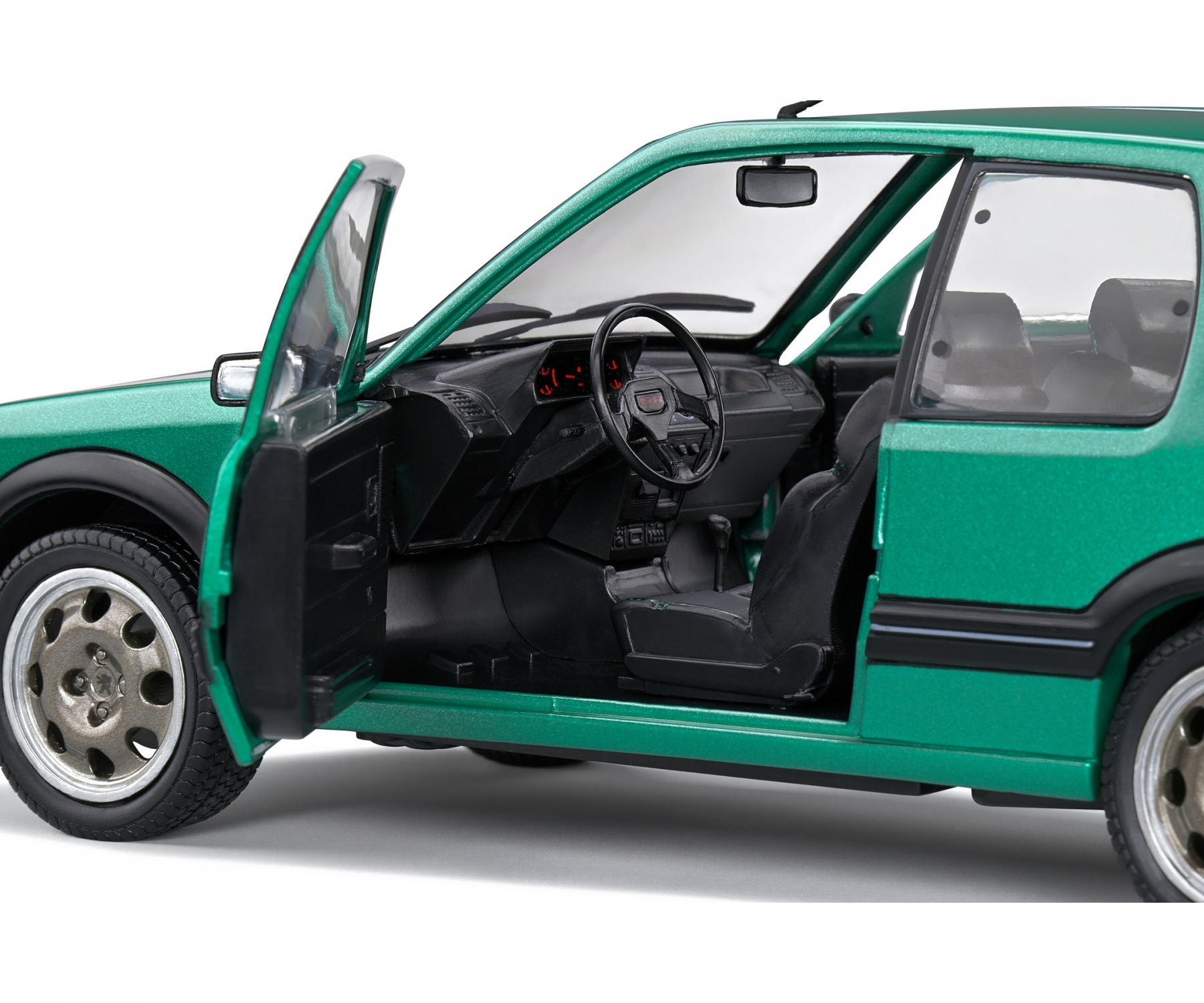 solido-S1801712-2-Peugeot-205-GTI-Griffe-Vert-Flouride-grün-metallic-Cockpit