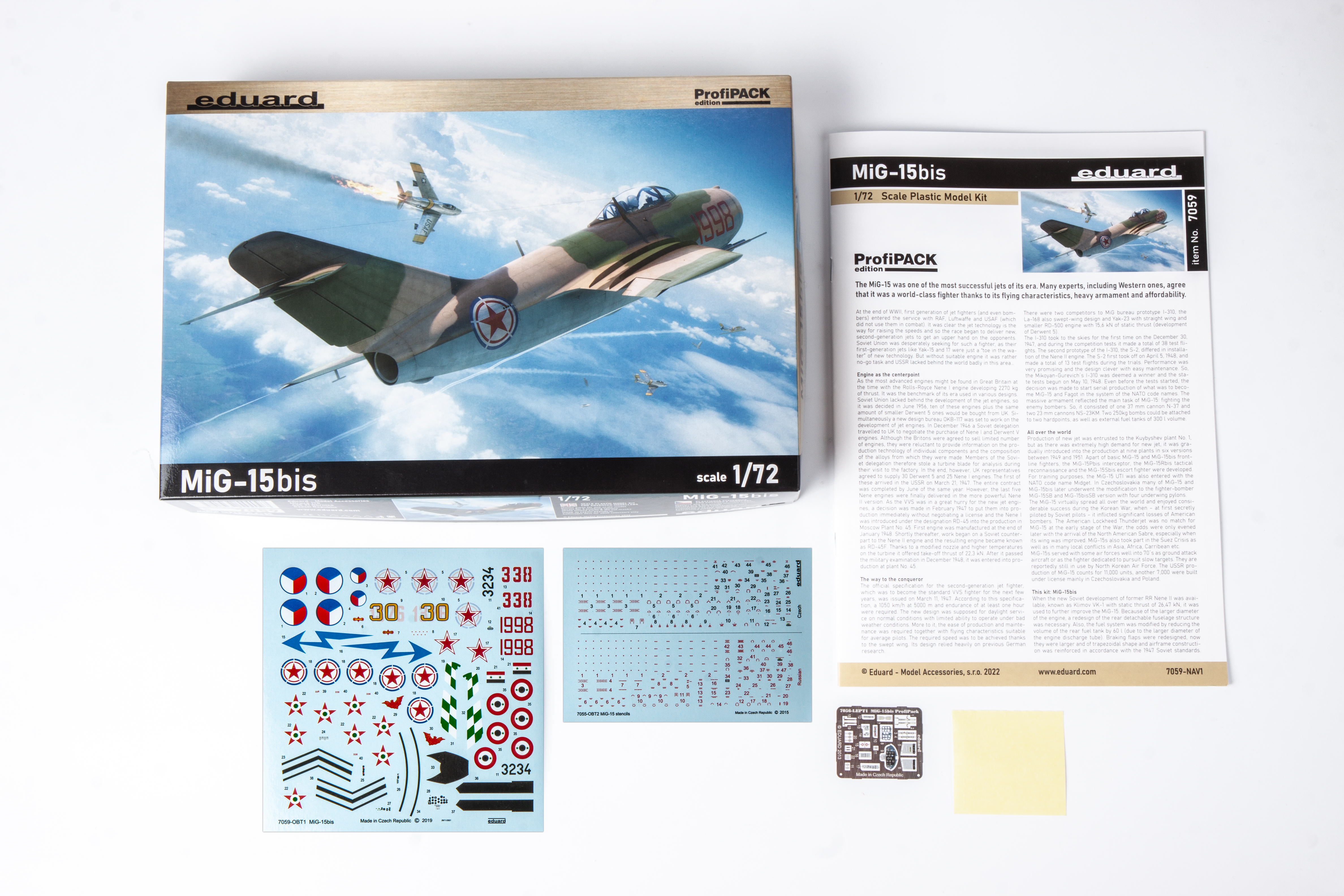eduard-7059-2-MiG-15bis-Jagdflieger-Warschauer-Vertrag-Soviet-Koreakrieg