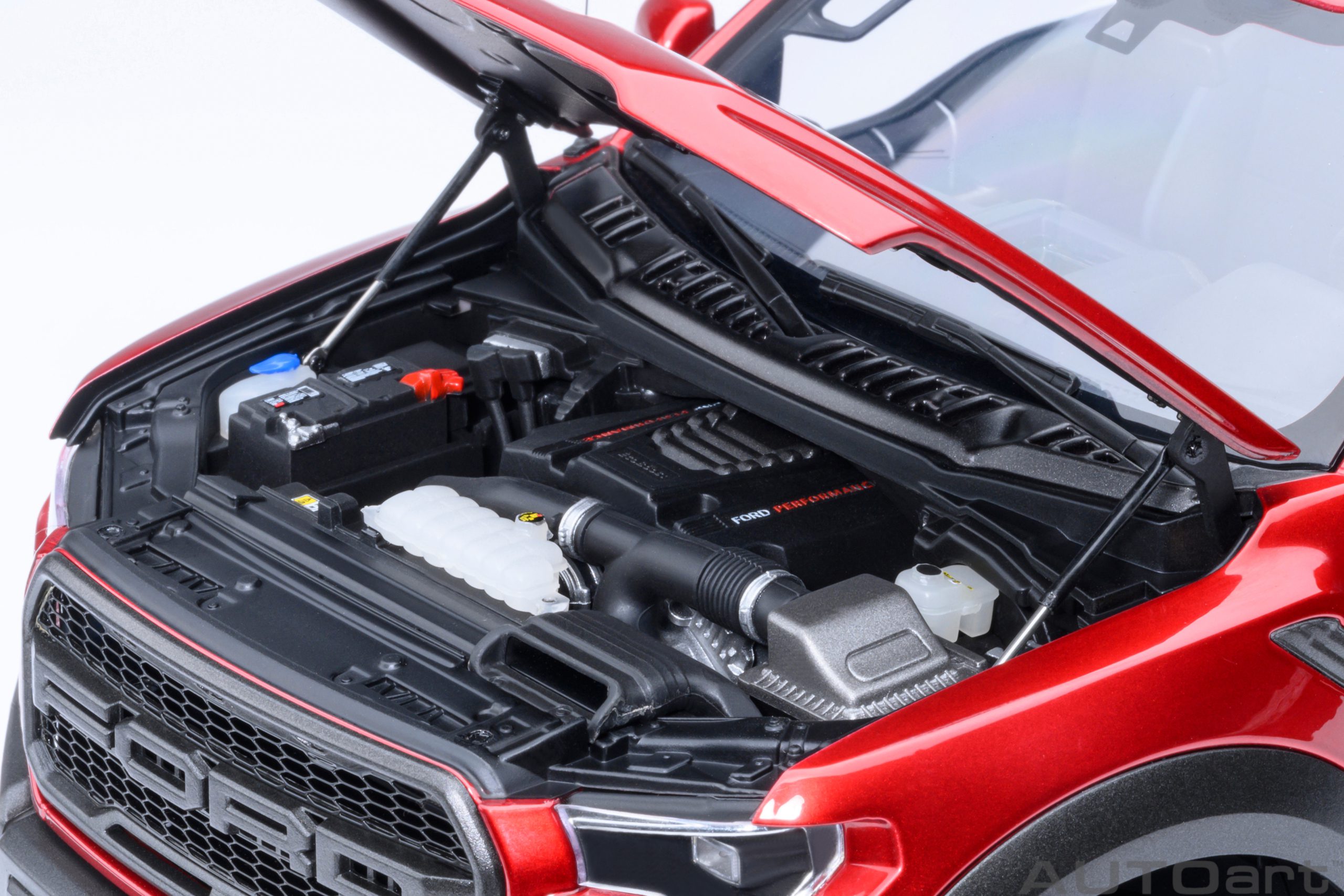 Autoart-72948-2-Ford-F-150-Raptor-Supercrew-2019-ruby-red-Motorraum-Luftfilter