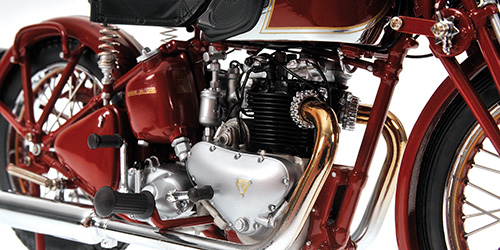 minichamps-122133700-3-Triumph-Speed-Twin-1939-red minichamps-122133700-3-Triumph-Speed-Twin-1939-red