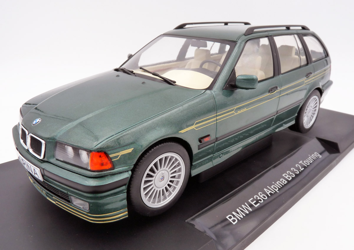 model-car-group-MCG18226-1-BMW-Alpina-B3-3-2-Touring-E36-alpinagrün-metallic-vorne