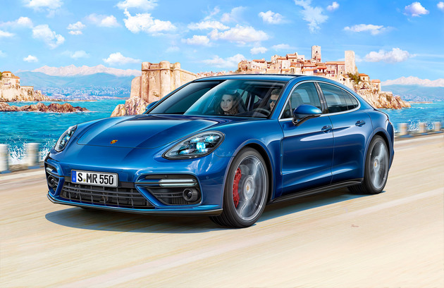 revell-07034-Porsche-Panamera-Turbo revell-07034-Porsche-Panamera-Turbo