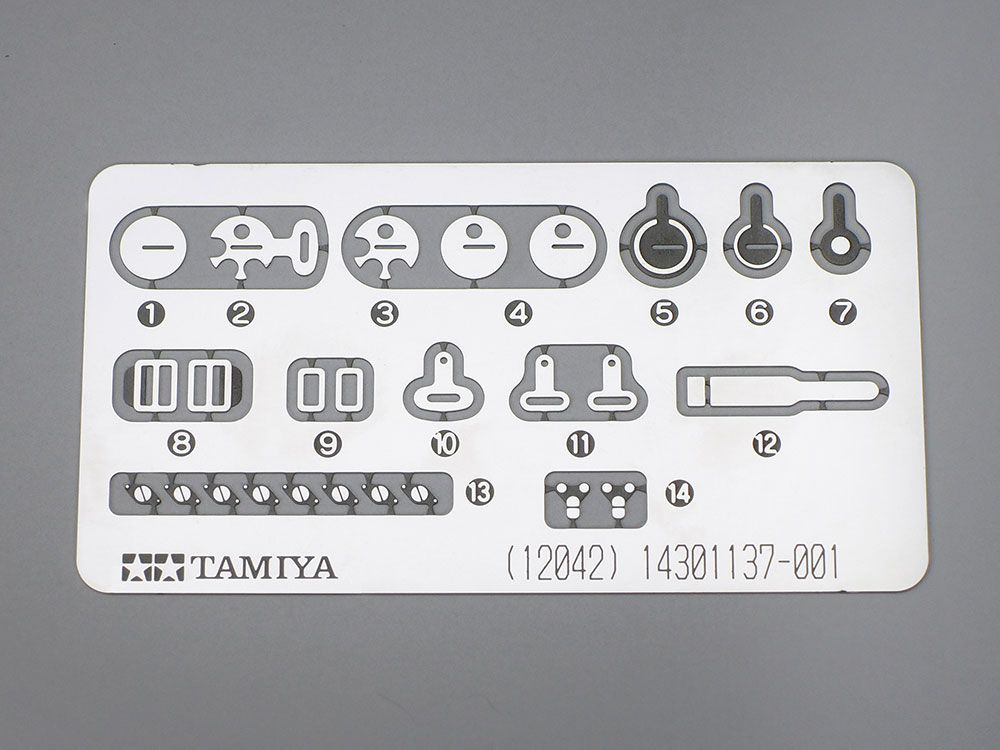 tamiya-12042-8-Martini-Brabham-BT44B-1975-Carlos-Reutemann-Carlos-Pace-GP-Deutschland-Brasilien-7-8