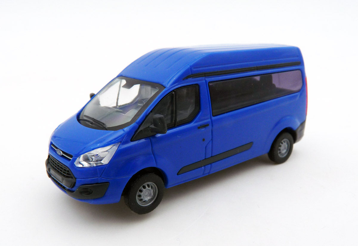 busch-52501-Ford-Transit-Custom-Bus-blau