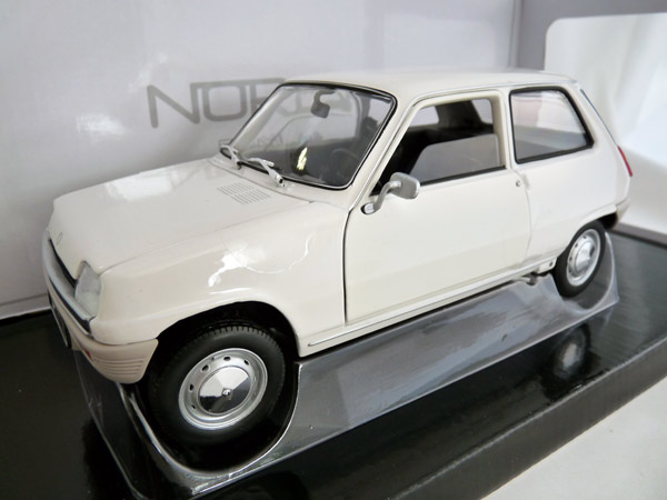 norev180011renault5weiss