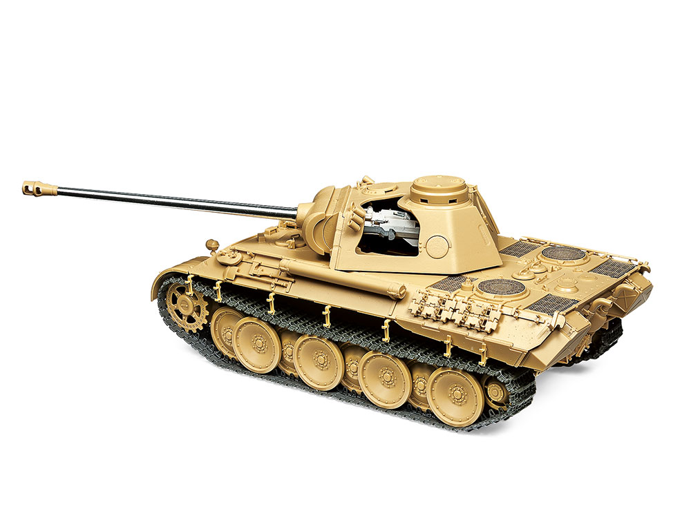 tamiya-24182-2-Panther-D-Special-Edition-50th-Anniversary