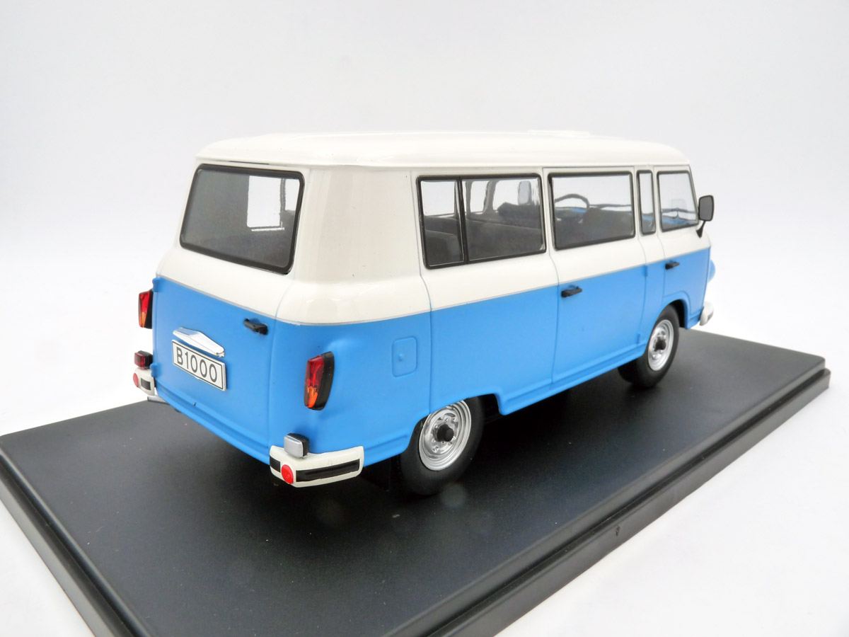 Whitebox-WB124253-2-VEB-Barkas-B-1000-Kombiwagen-Kleinbus-Karl-Marx-Stadt-Heckklappe