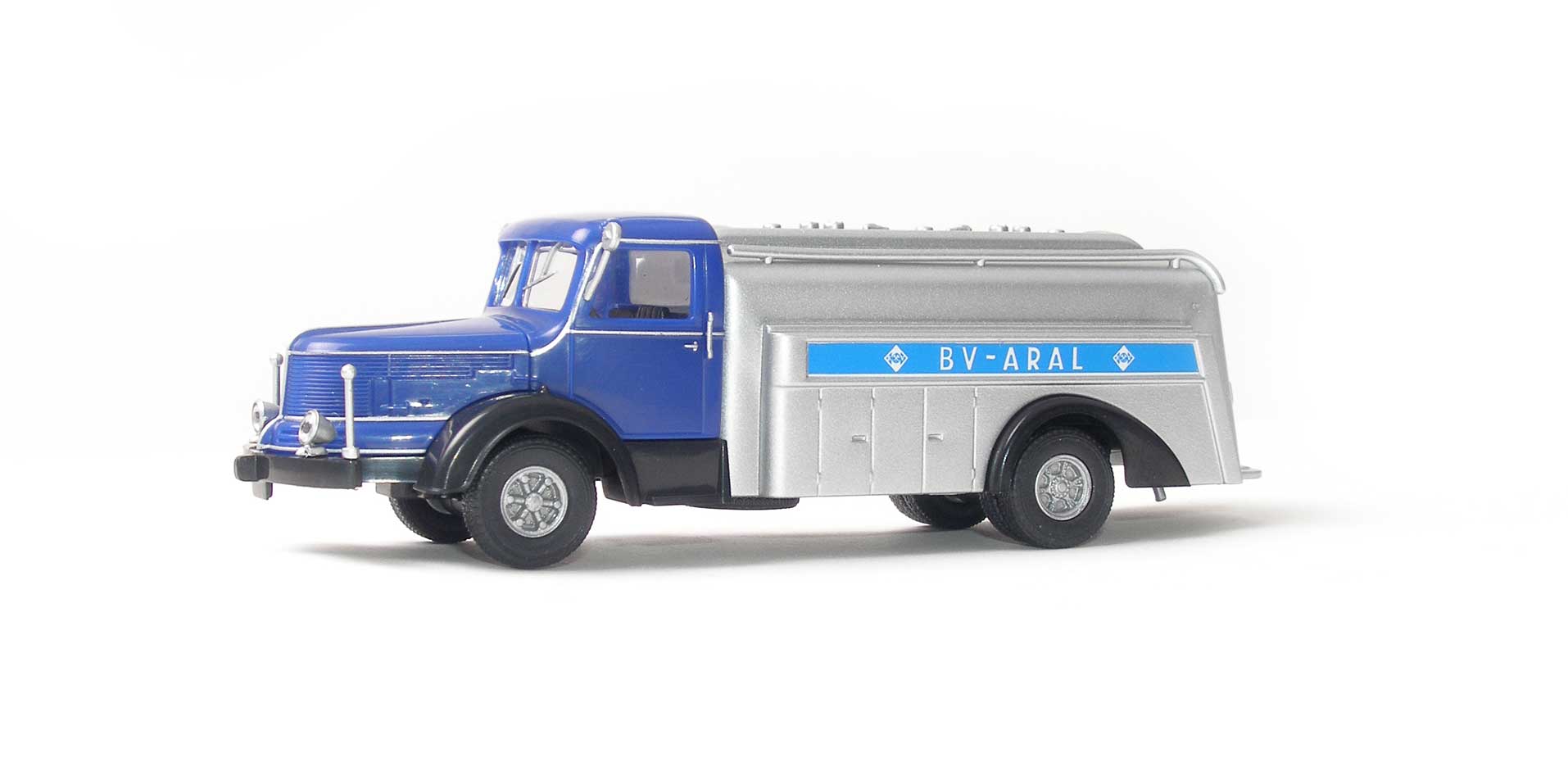 herpa152174