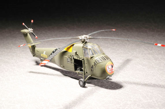 easymodel-37012-UH-34-Choctaw-VNAF-213-Da-Nang-1966-Vietnam
