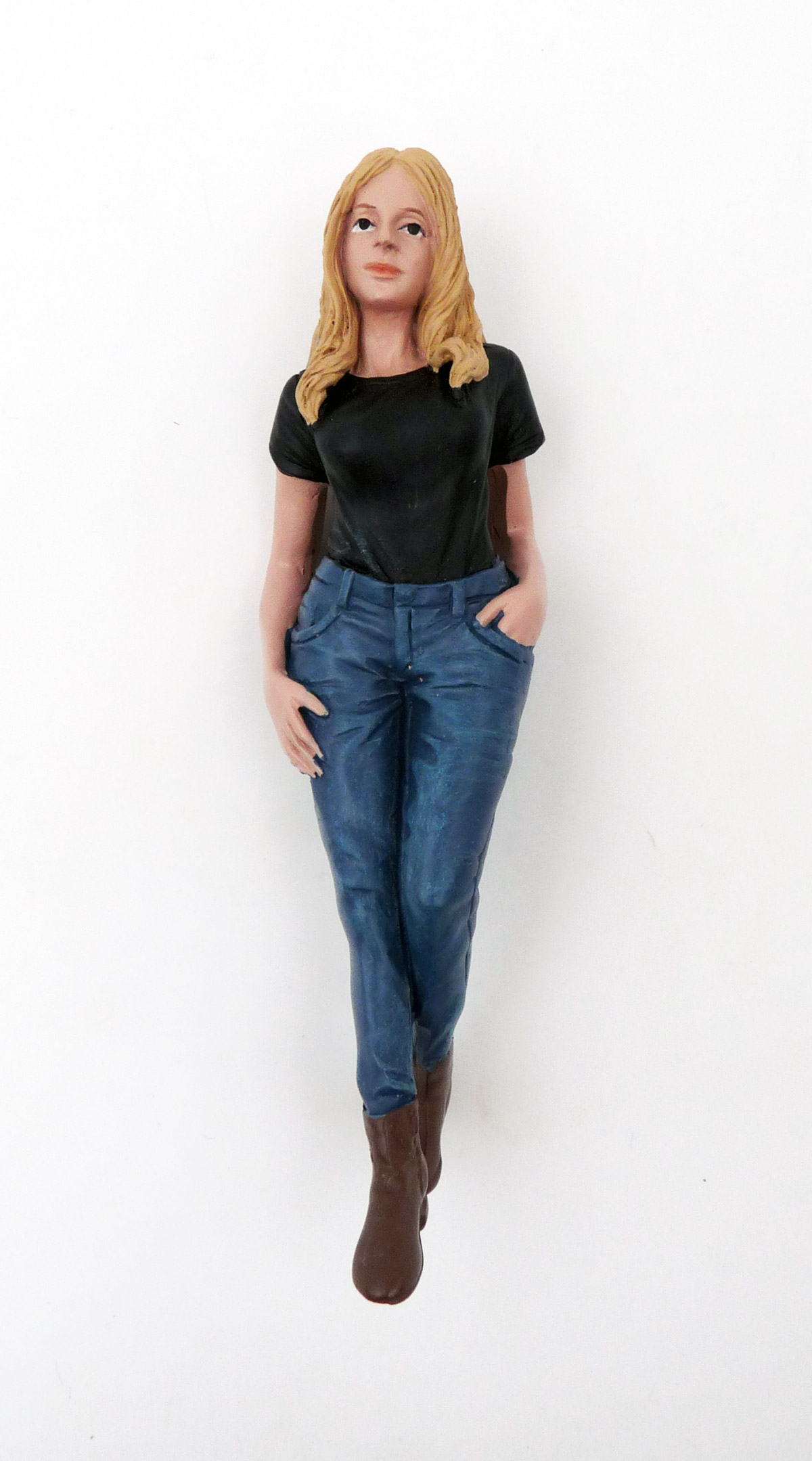 americandiorama-AD38236-2-Rachel-in-Tees-und-Jeans-Werkstatt-Schönheit