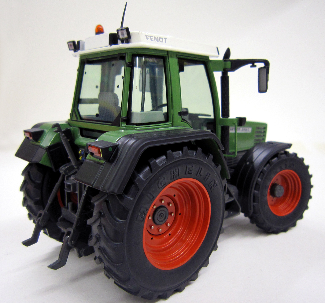 weisetoys-1001-2-Fendt-Favorit-514-C