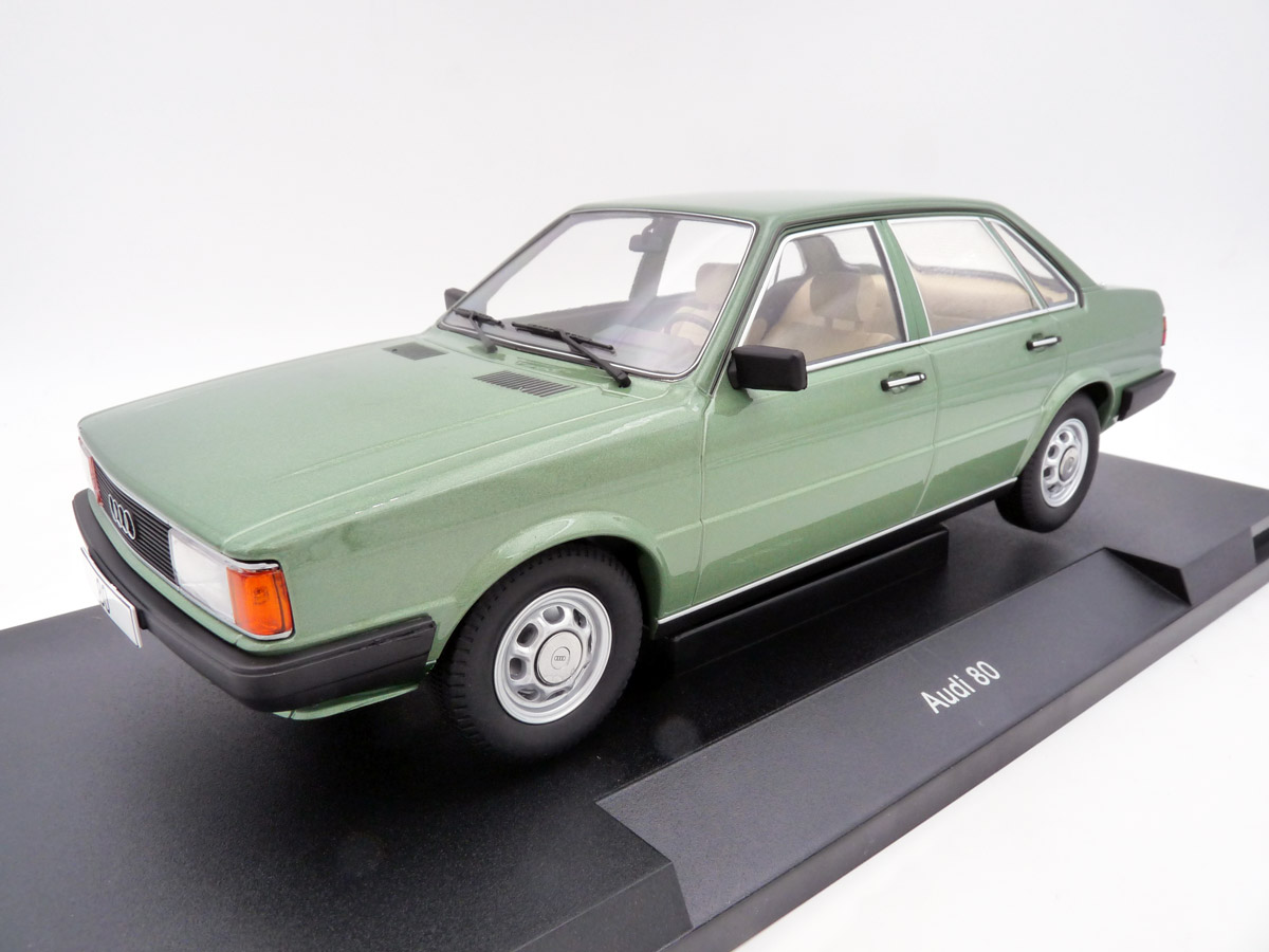 Model-car-group-MCG18525-1-Audi-80-B2-Typ-81-resedagrün-metallic-80s-Kult