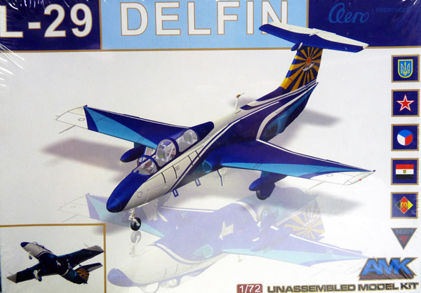amk-86001-Aero-L29-Delfin