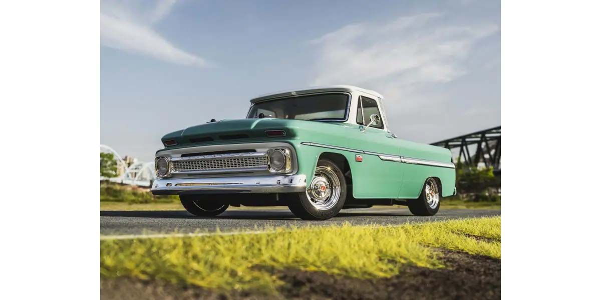 kyosho-34435T1-1-1966-Chevy-Fleetside-Pickup-Light-Green kyosho-34435T1-1-1966-Chevy-Fleetside-Pickup-Light-Green