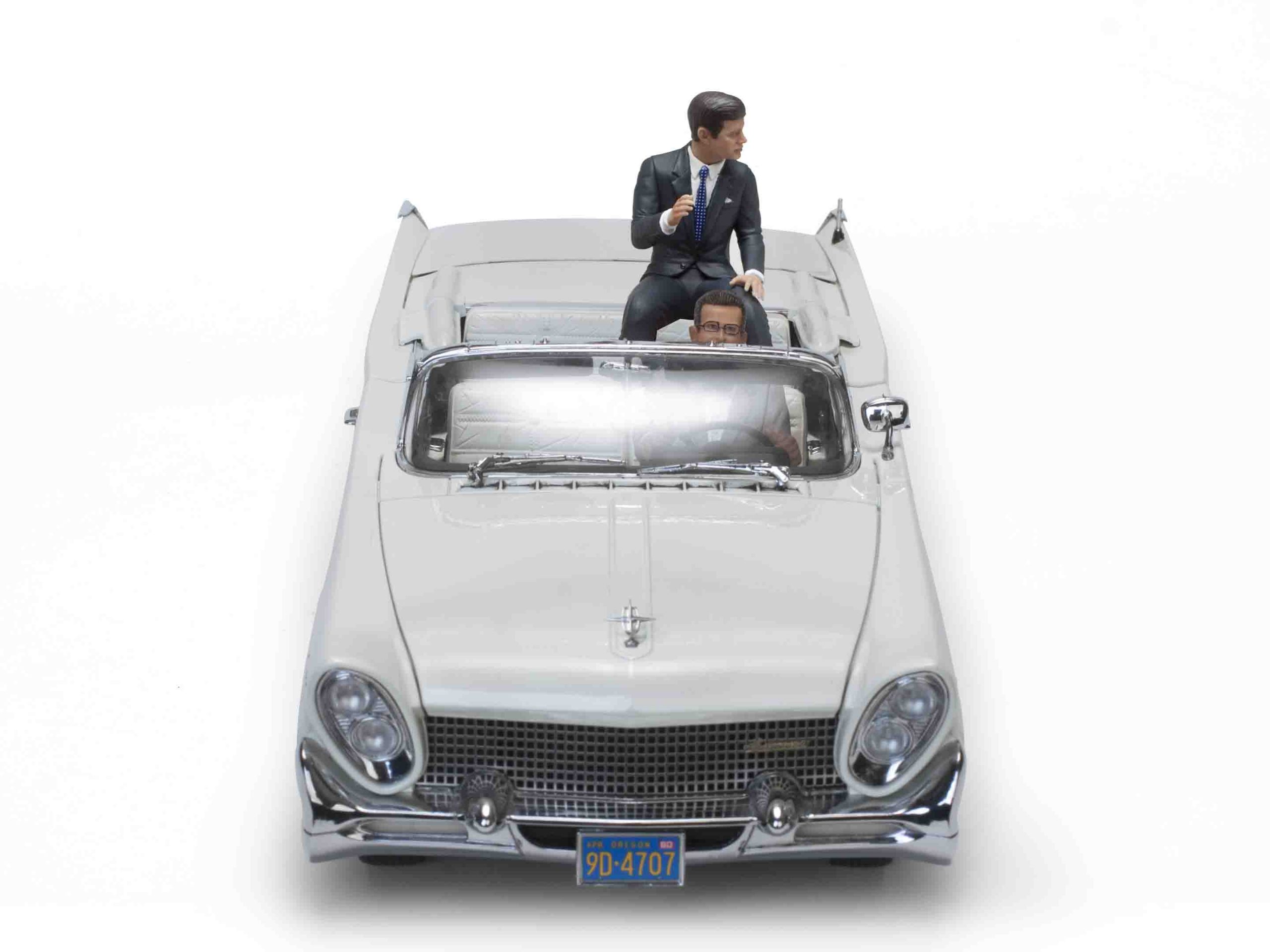 sunstar-4707-4-1958-Lincoln-Continental-Mk-III-open-convertible-John-F-Kennedy-in-Oregon-1960