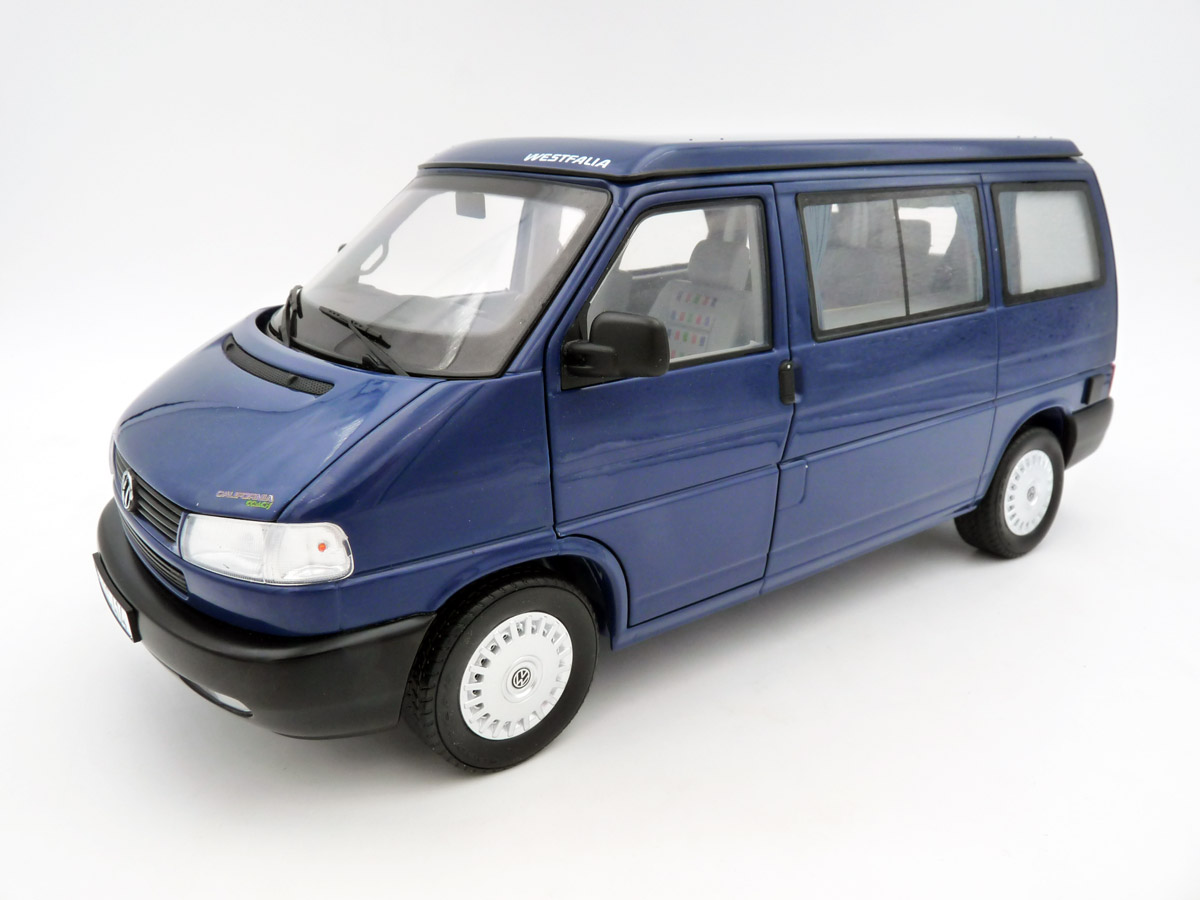 schuco-450042100-1-Volkswagen-VW-T4b-California-Coach-Aufstelldach-blau