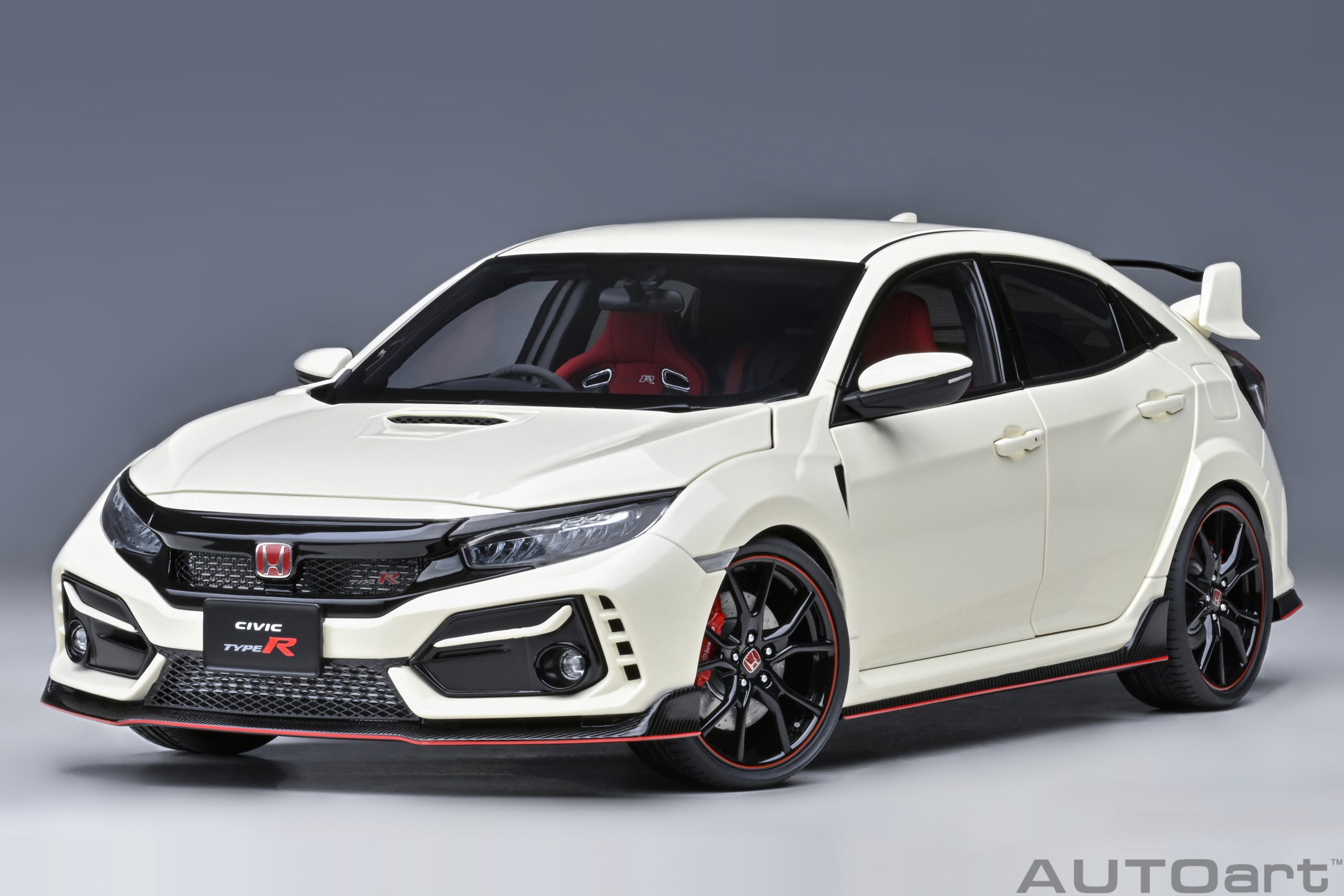 autoart-73220-1-Honda-Civic-Type-R-FK8-2021-championship-white-front