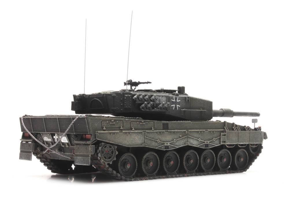 artitec-6870108-2-Leopard-2A4