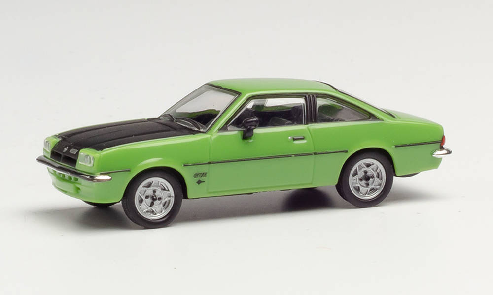 herpa-024389-006-Opel-Manta-B-signalgrün-mattschwarze-Motorhaube