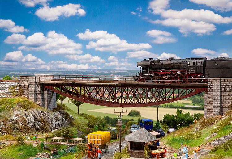 faller-120503-1-Fischbauchbrücke