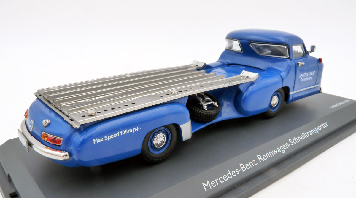schuco-450253800-2-Mercedes-Benz--Rennwagen-Schnelltransporter-Blaues-Wunder
