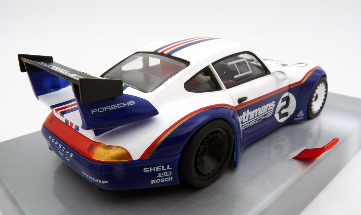 revoslot-RS0118-2-Porsche-911-GT2-Rothmans-Racing-Porsche-Rauh-Welt-2