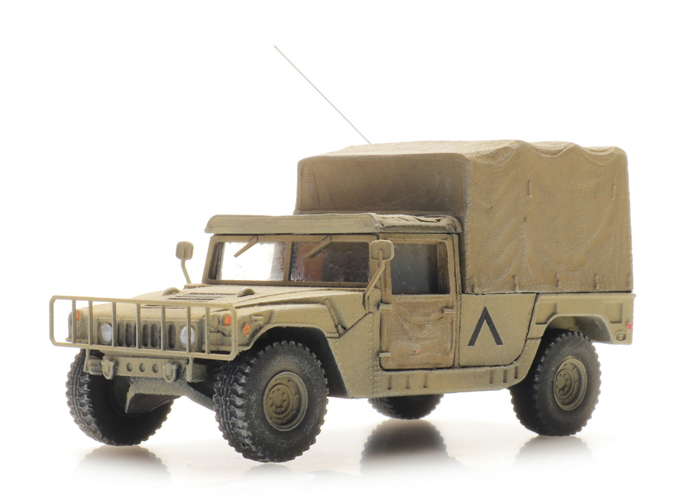 artitec-6870542-1-US-Army-Humvee-HMMWV-Cargo-Unit-Desert-Plane