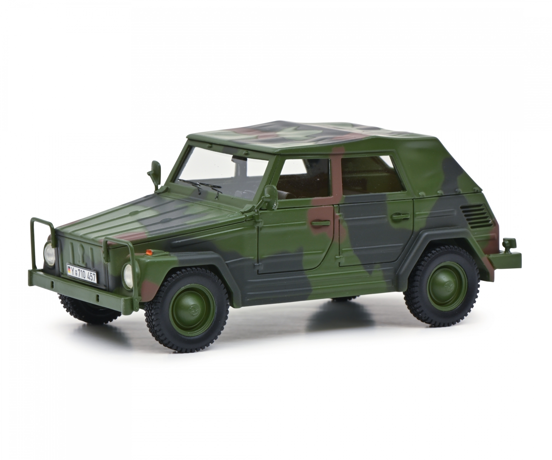schuco-450913900-1-Volkswagen-VW-181-Kurierwagen-04to-tmil-4x2-Bundeswehr-BW-NATO-flecktarn-geschlossenes-Verdeck schuco-450913900-1-Volkswagen-VW-181-Kurierwagen-04to-tmil-4x2-Bundeswehr-BW-NATO-flecktarn-geschlossenes-Verdeck