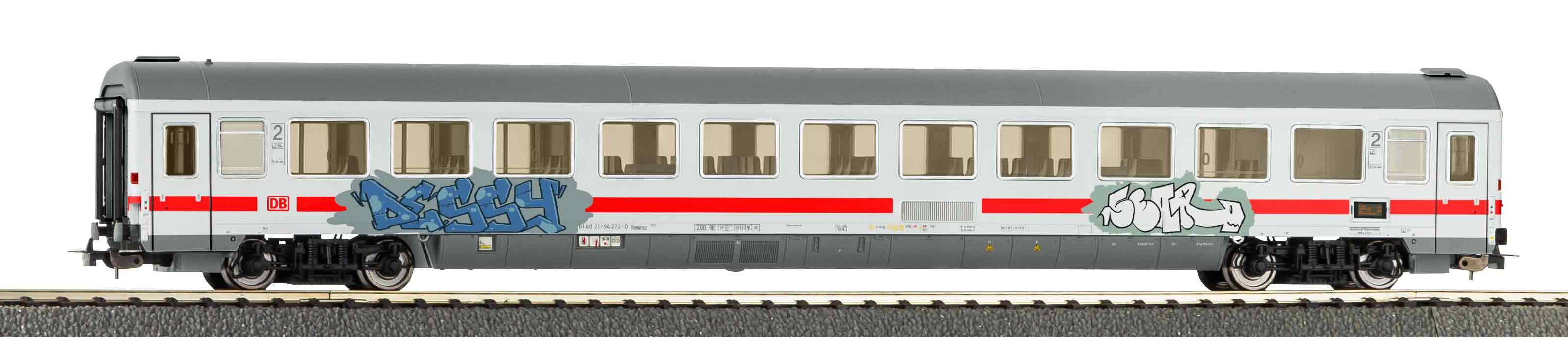 piko-58847-IC-Personenwagen-Bvmmsz-187-2-DB-AG-mit-Graffiti piko-58847-IC-Personenwagen-Bvmmsz-187-2-DB-AG-mit-Graffiti