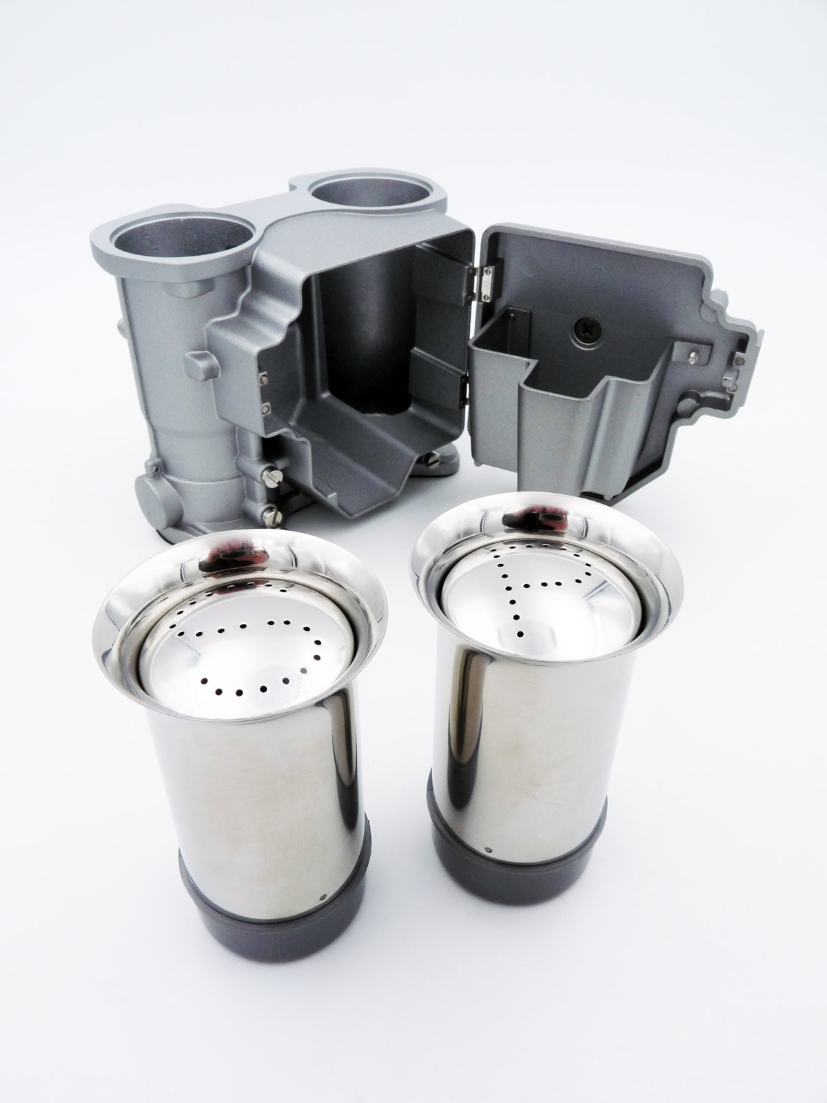 autoart-40149-3-Carburetor-salt-and-pepper-shaker-advanced-version-Doppelvergaser-Salz-und-Pfefferstreuer-aluminium-die-cast-Überholung