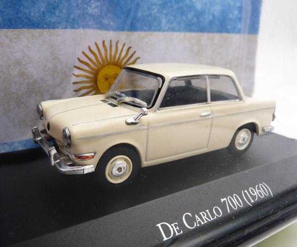 de-agostini-De-Carlo-700-argentinischer-Lizenzbau-BMW-700-Kurzheck-Limousine-crémeweiß