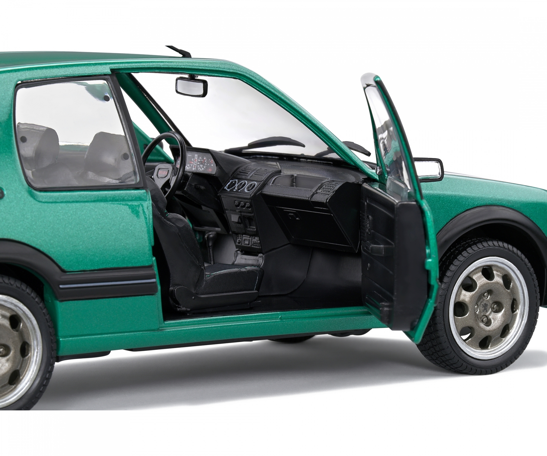 solido-S1801712-3-Peugeot-205-GTI-Griffe-Vert-Flouride-grün-metallic-Armaturenbrett