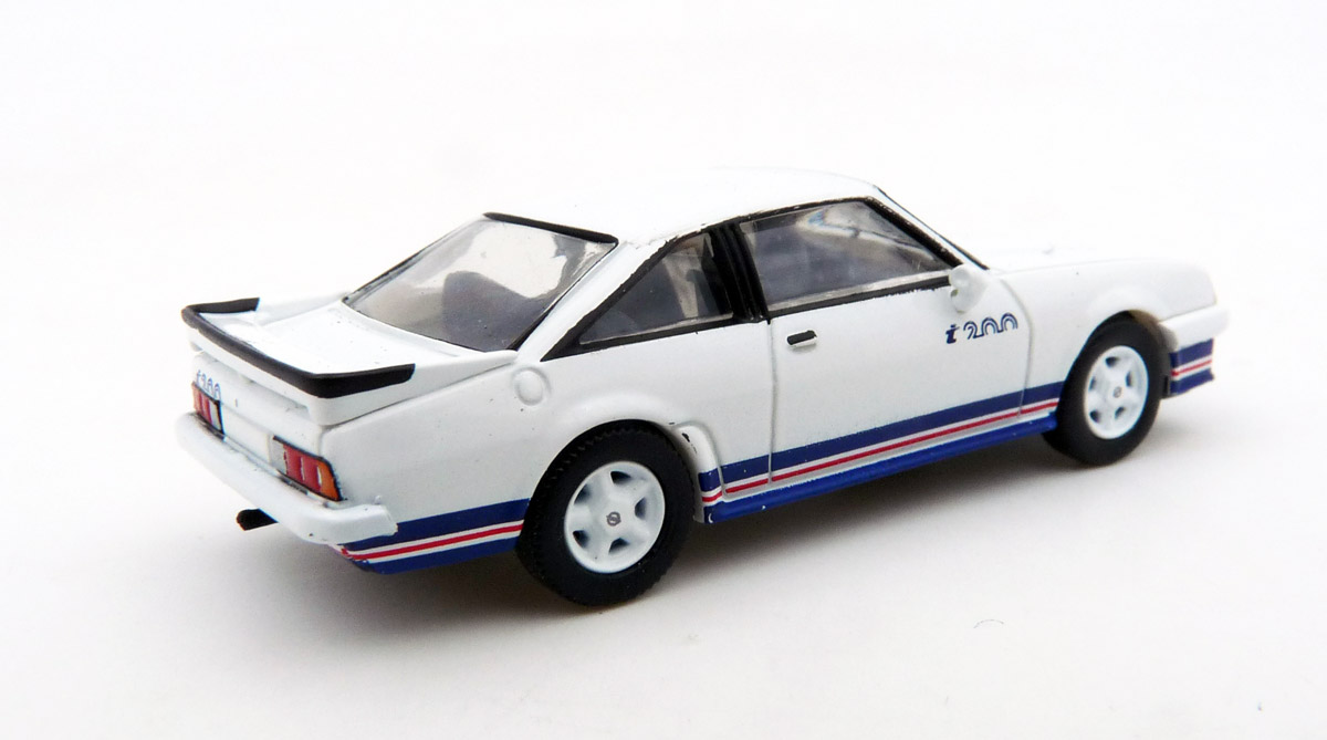 premium-classixxs-PCX870643-2-Opel-Manta-B-i200-weiß-blau-rote-Rally-Streifen