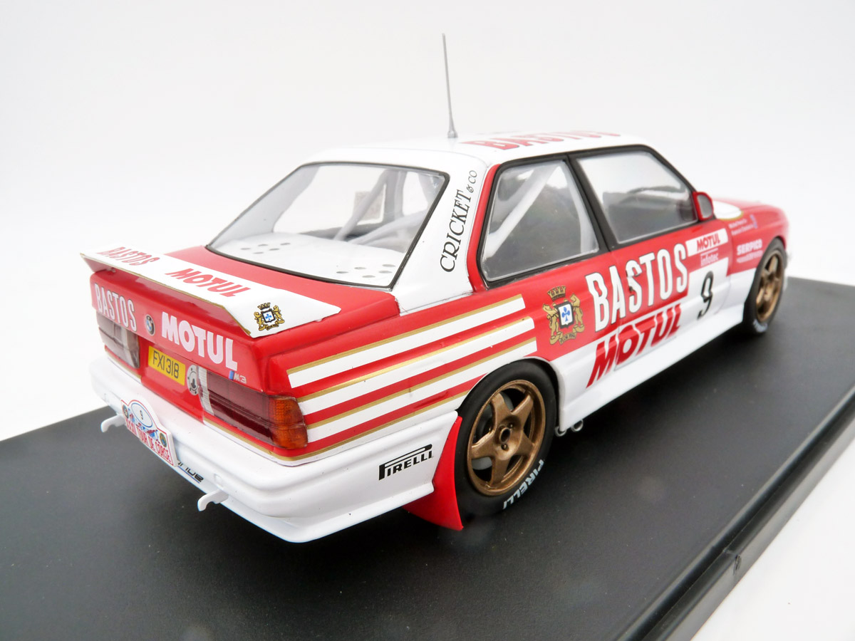 ixo-24RAL029B22-2-BMW-M3-E30-S14-Baston-Chatriot-Périn-Tour-de-Corse-1988-9-M-Power