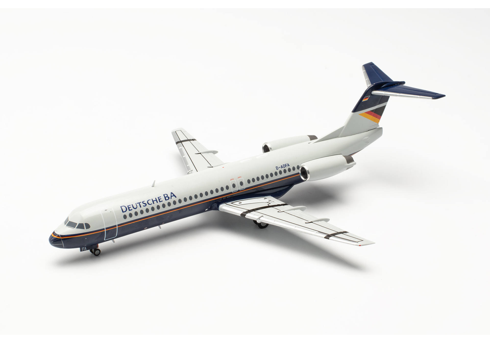 herpa-572279-1-Deutsche-BA-Fokker-100-Registration-D-ADFA herpa-572279-1-Deutsche-BA-Fokker-100-Registration-D-ADFA