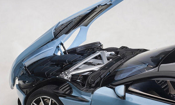 autoart-70268-2-Aston-Martin-DB11-Q-frosted-glass-blue-Supersportscar autoart-70268-2-Aston-Martin-DB11-Q-frosted-glass-blue-Supersportscar