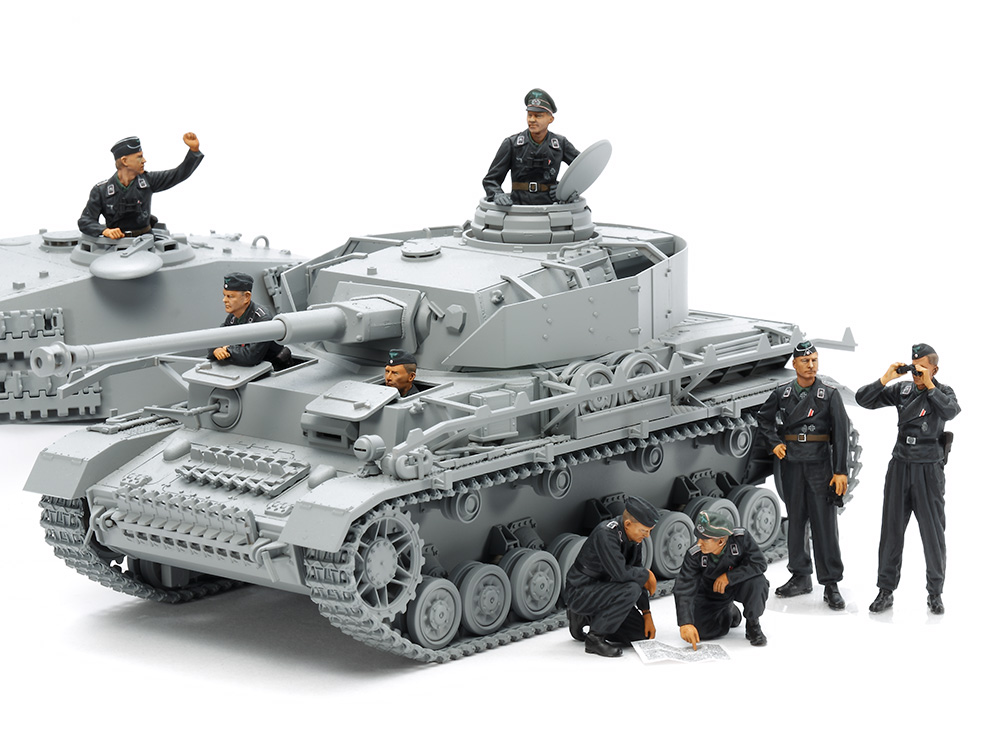 tamiya35354-Panzerbesatzung-Wehrmacht