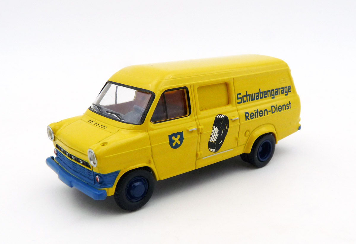 brekina-34163-1-Ford-Transit-Schwabengarage-Reifen-Dienst
