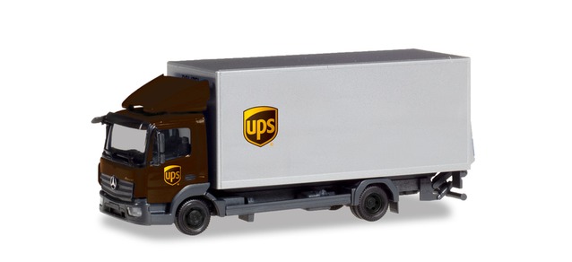 herpa-310208-Mercedes-Benz-Koffer-UPS-United-Parcel-Service