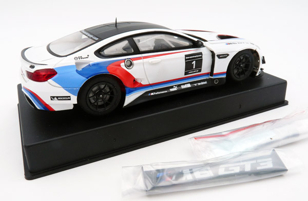 sideways-SWCAR03A-2-BMW-M6-GT3-Frankfurt-Presentation-Version-FIA-GT