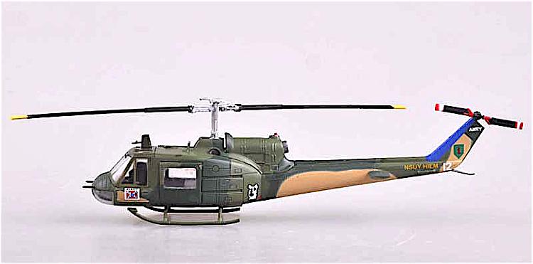 easmodel-36907-Bell-UH-1B-Huey-Vietnam-Copter