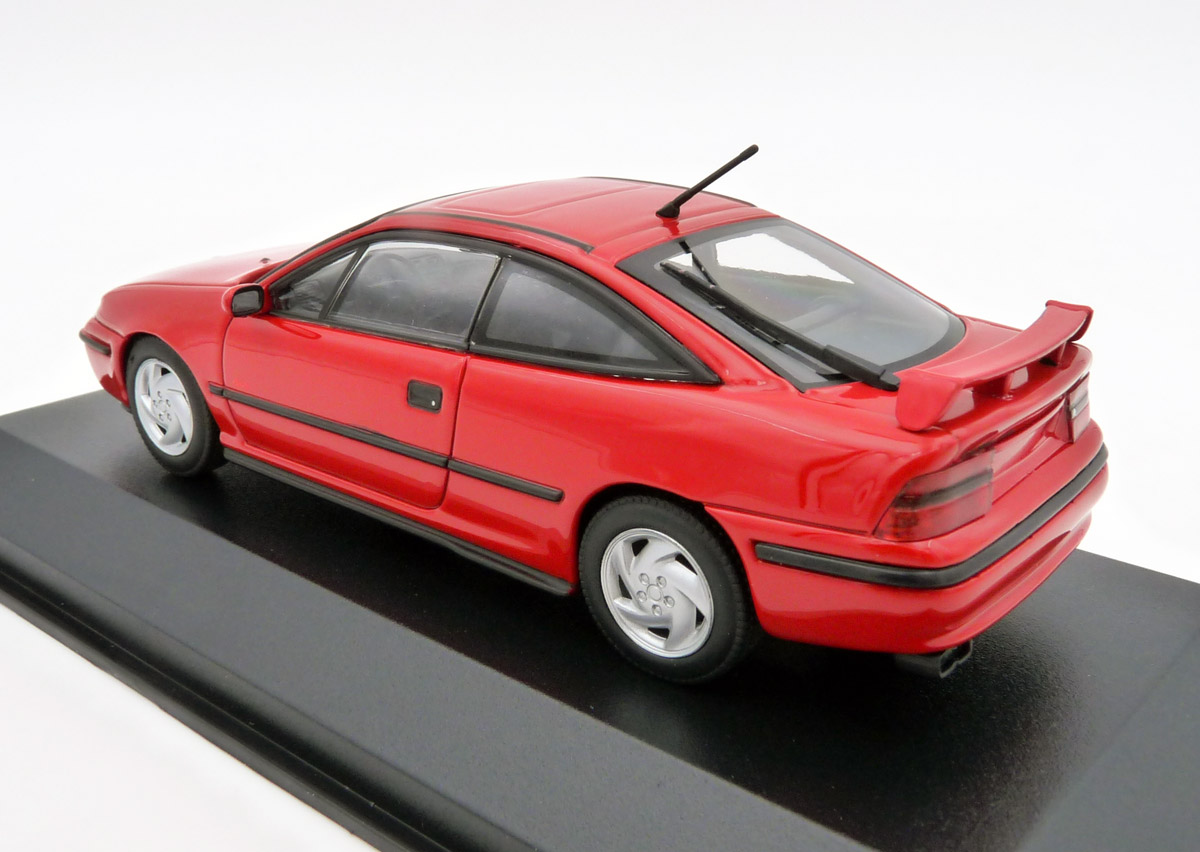 minichamps-940045721-2-Opel-Calibra-turbo-4x4-1992-rot