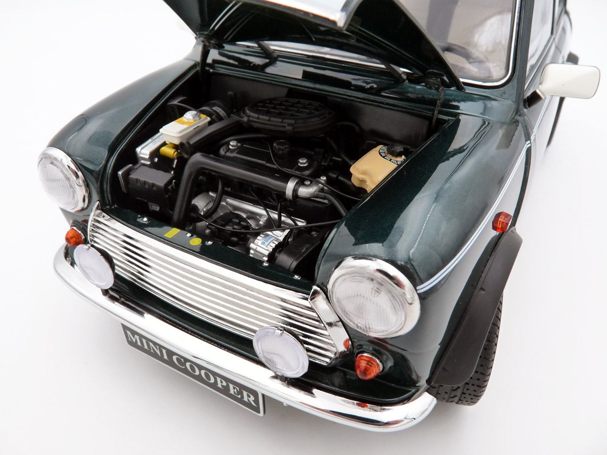 schuco-450671500-4-Rover-Mini-Cooper-1300-MkII-MPi-Einspritzer-Cooper-british-racing-green-weiß-12-Zoll-Minilite-Vergaser-Cooper schuco-450671500-4-Rover-Mini-Cooper-1300-MkII-MPi-Einspritzer-Cooper-british-racing-green-weiß-12-Zoll-Minilite-Vergaser-Cooper