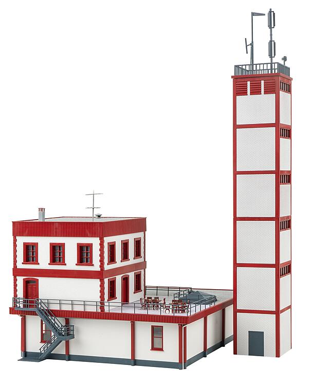 faller-130159-3-Moderne-Feuerwache-mit-Schlauchturm