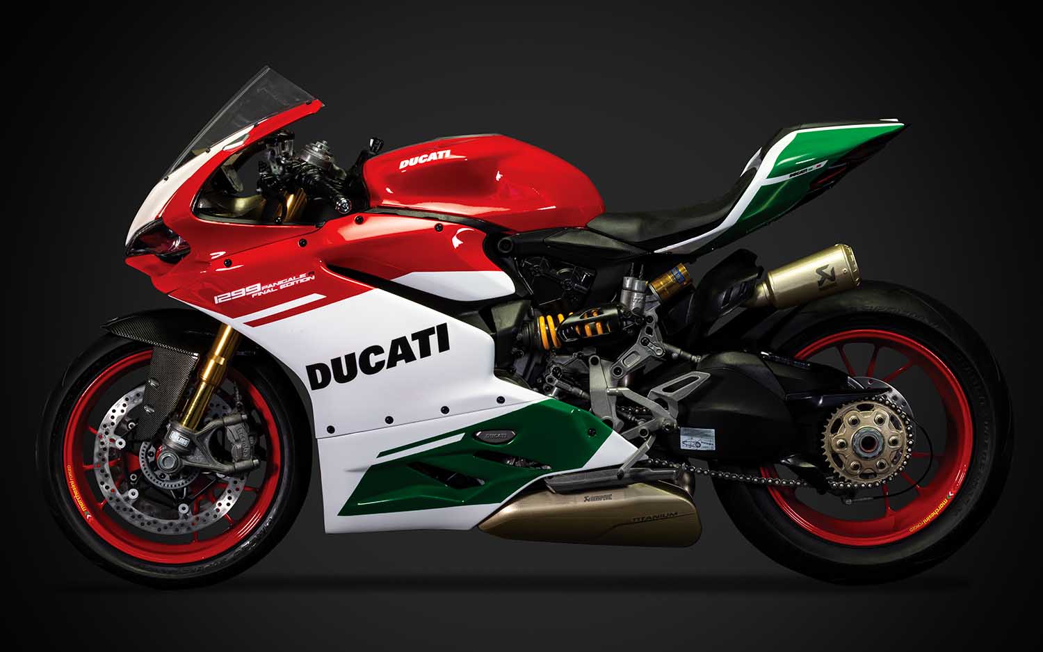 pocher-hk117-3-Ducati-1299-Panigale-S-Final-Edition-Tricolore